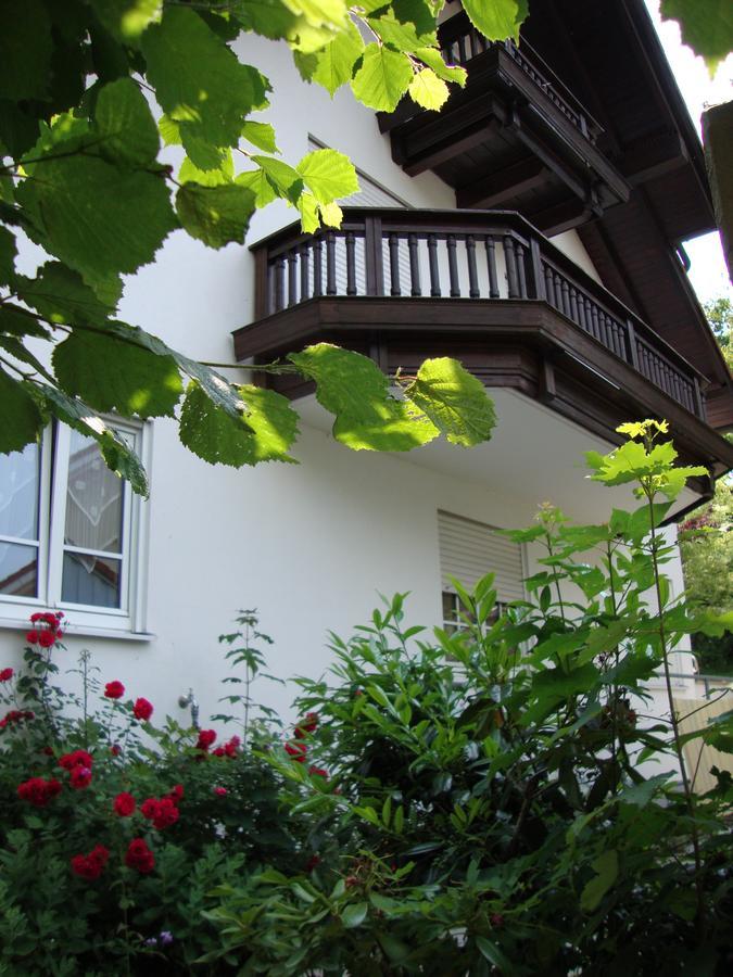 Hotel Garni Am Waldhang Gilching Exterior photo
